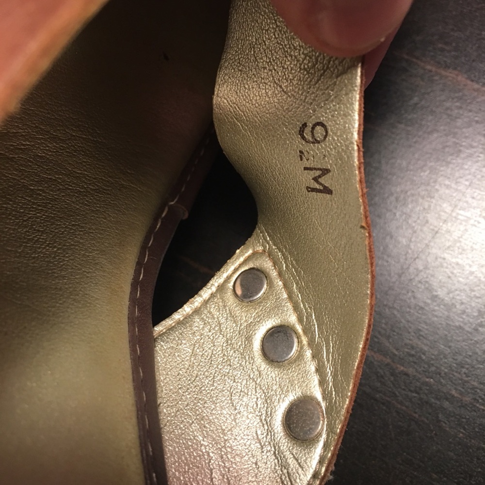 Handcrafted Wedges - Picture 3 of 3